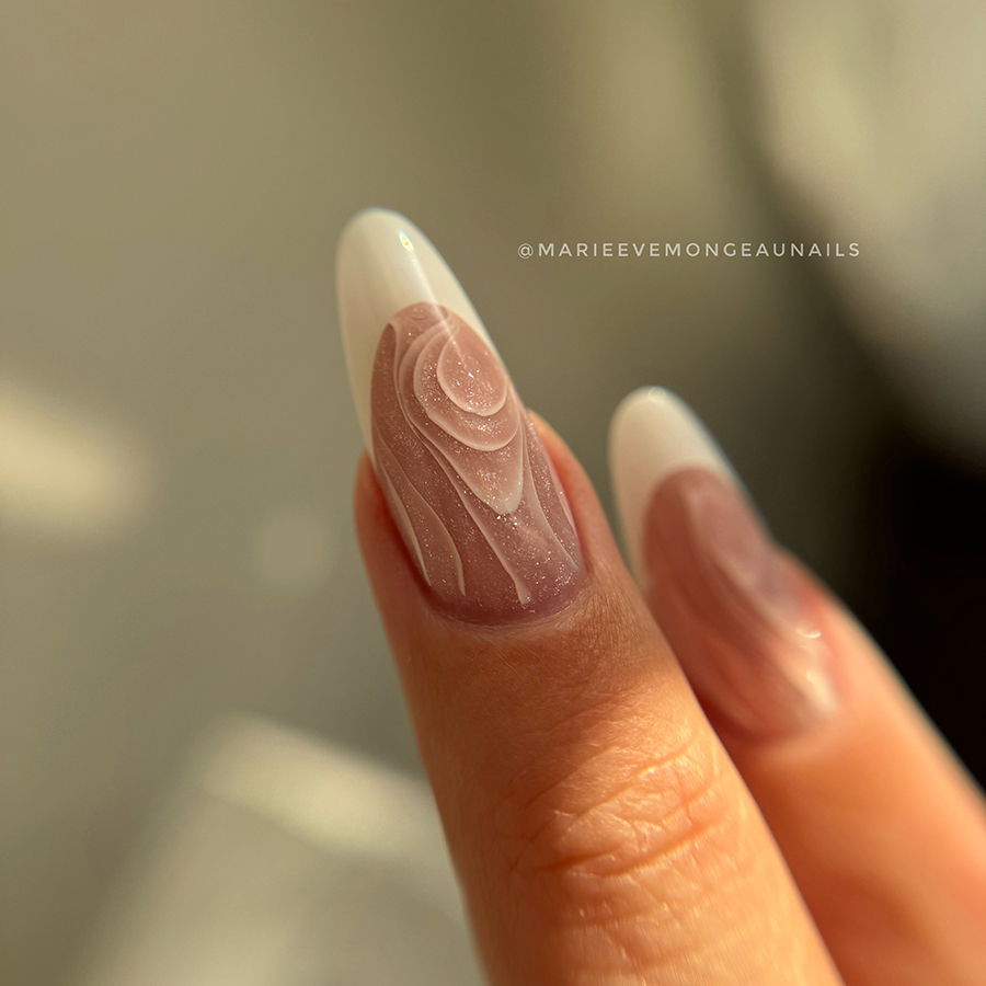 Capsule Nail Art French cyclone